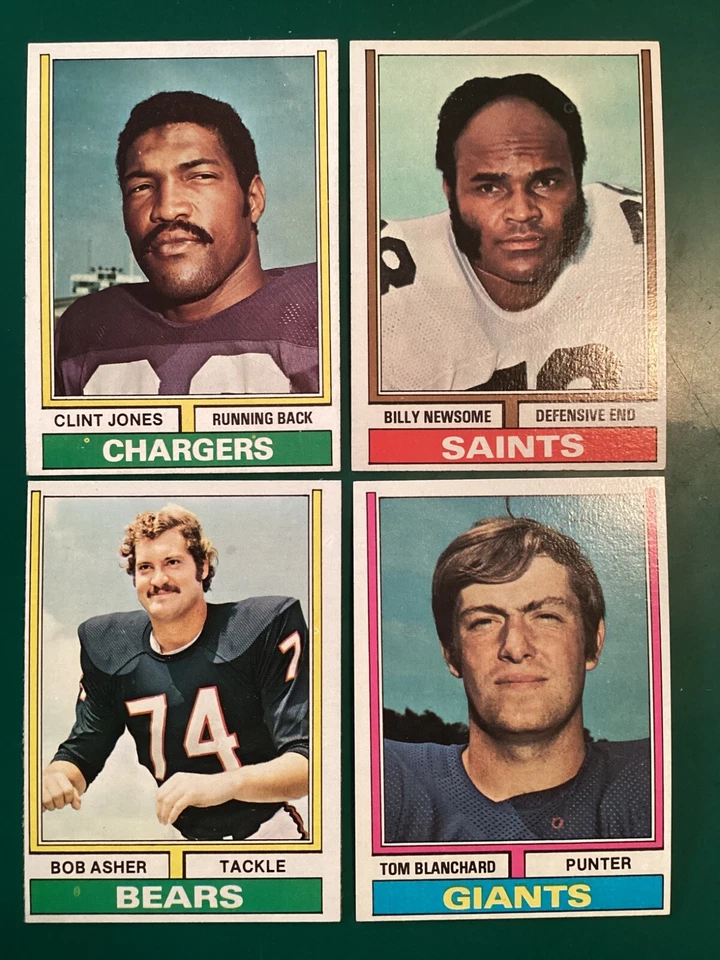 1974 Topps Football Singles U Pick Combine Combine Ship Discount No. 251-528 - Image 1 of 1