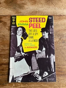 The Avengers Issue #1 Gold Key Comics 1968 John Steed Emma Peel - - Picture 1 of 11