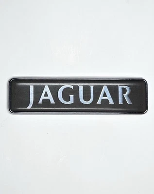 JAGUAR XJ8 VANDEN PLAS 1998 1999 2000 2001 2002 2003 TRUNK LID EMBLEM - Image 1 of 3