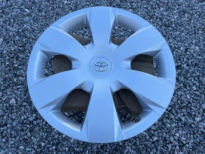 (1) TOYOTA CAMRY 16" OEM TAPACUBOS PLATA 2007-2011 42602-06010 Foto 1 de 4