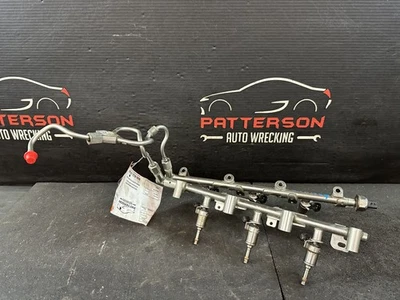 16-23 INFINITI Q50 3.0 燃料连接器带铁路 — 第 1/4 张图片