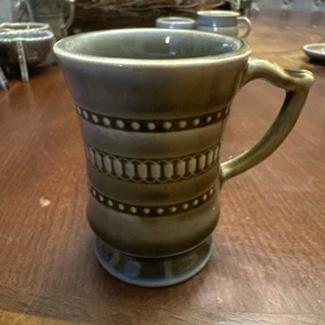 Piccola tanica/tazza vintage in porcellana irlandese Wade Shamrock con manico in arpa 3" - Foto 1 di 12