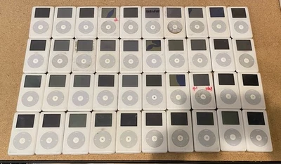AS IS Lot of 40 Apple iPod Classics 4th Generation FOR PARTS/NOT WORKING - Image 1 of 2