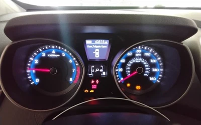 Elantra 2014 OE velocímetro calibre clúster 40 k millas Hyundai Foto 1 de 4