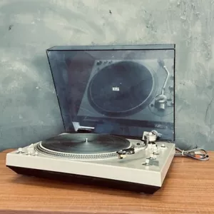Technics SL-1300 Direct Drive Turntable Record Player Working - Picture 1 of 10