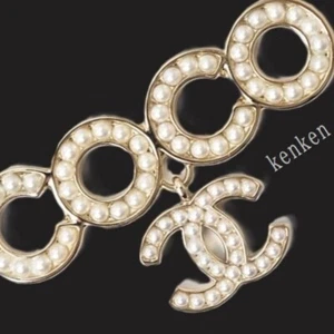 CHANEL Necklace Choker Coco Pendant AUTH kenkenjp Gold Pearl White CC Swing Rare - Picture 1 of 21