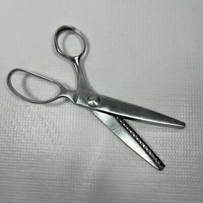 Vintage Griffon Cutlery Sewing Fabric Pinking Shears Scissors Made in Japan 8" - Image 1 of 4