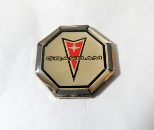 Pontiac Grand AM Pin - Hat Tack - Lapel Pin - Picture 1 of 5
