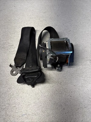 BMW 528i 535i 550i M5 F10 2011-2016 retractor de cinturón de seguridad delantero izquierdo OEM usado Foto 1 de 4