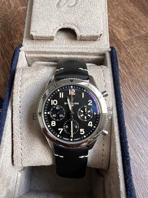 Breitling Classic Avi 42 Mustang aus Dez.2023  Topzustand         UPE  EUR 5.800 - Bild 1 von 4
