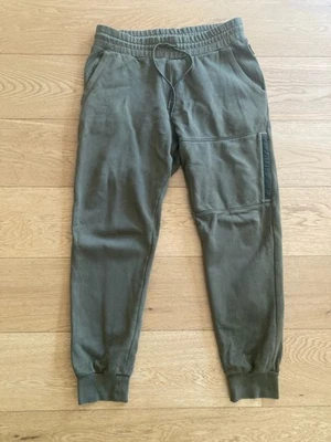 Napapijri Jogginghose Grün Gr. M Wie neu ! - Bild 1 von 4