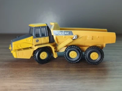 Camión de volteo articulado Tomy John Deere 5,5" de largo escala 1/64 plástico fundido dorado Foto 1 de 4