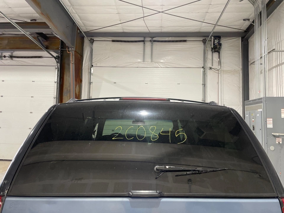 1995 - 1998 Chevy Tahoe Upper Liftglass (Wiper Privacy Tint Heated) - Image 1 of 1