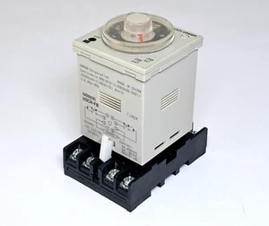 OMRON H3CR-F8 SOLID STATE TIMER 5A 250V AC 50/60 HZ - Picture 1 of 6