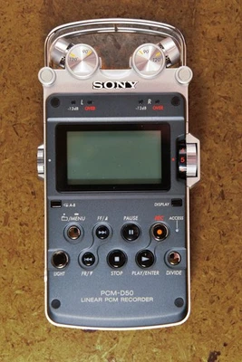 Grabadora SONY PCM-D50 LINEAR con parabrisas y estuche de transporte. Como nuevo Foto 1 de 4