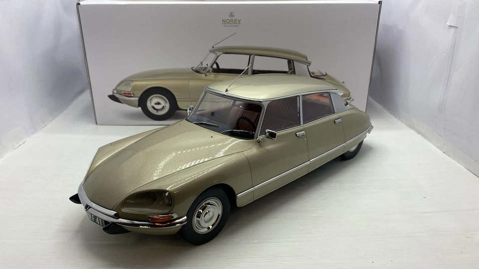  NV121730 Norev Citroen DS 23 Pallas 1973 1/12 - Immagine 1 di 4