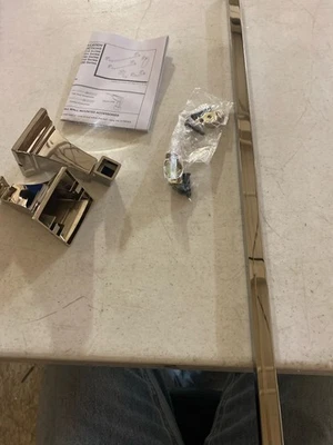 American Standard 7455024.013 TS 系列 24 英寸毛巾条-抛光镍 — 第 1/2 张图片