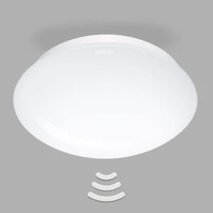 Steinel RS PRO P1 LED ceiling light Quality German Made IP44 010447 - Picture 1 of 2