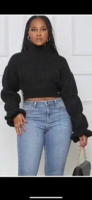 Suéter Crop Cuello Alto - Negro Talla Grande Foto 1 de 4