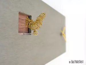 Reloj de cuco pájaro dorado, hormigón y madera - reloj de pared rectangular - Imagen 1 de 8