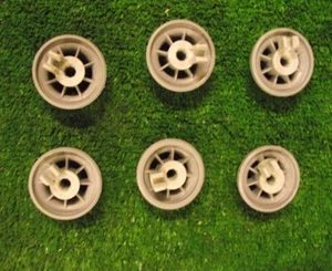 Dishwasher NEFF S5555XGB/82 Basket WHEELS x 6 LOW - Picture 1 of 1