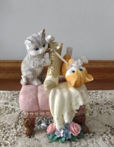San Francisco Music Box Company Buttons and Bows Kitty Cat Statue. SSH - Picture 1 of 6