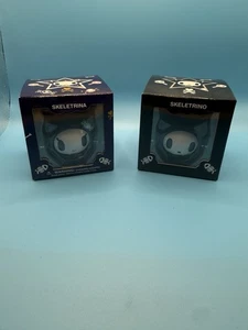 RARO Tokidoki Skeletrino y Skeletrina Nuevo en Caja Par Italia Artista Halloween Gato  - Imagen 1 de 8
