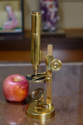 Antique Microscope No. 12: Simon Plössl's "Achromatic" Microscope - Image 1 of 4
