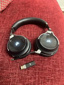 Corsair Virtuoso RGB Wireless Gaming Headset - Picture 1 of 7