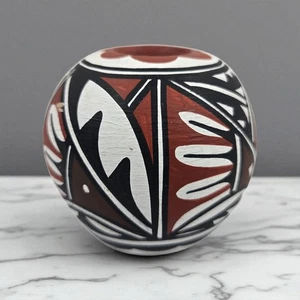 Vtg Jemez Pueblo Pottery Pot Redware Native American Signed L.W. Small 2x2.5" - Picture 1 of 9