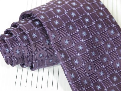 Robert Talbott Best of Class Hand Sewn Woven Silk Tie Purple w Blue 58 x 3 5/8 - Image 1 of 3