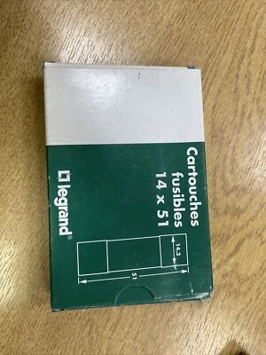 10 qty Legrand Cartridge Fuses 20 amp - Image 1 of 3