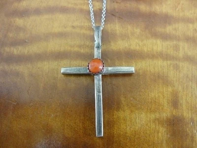 Collar Colgante Cruz Vintage con Piedra Coral Plata de Ley 925 Foto 1 de 2