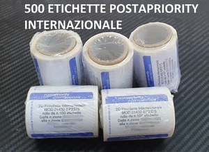 500 Étiquettes Postapriority International Codes 2DComm Rouleau Imprimés - Picture 1 of 2