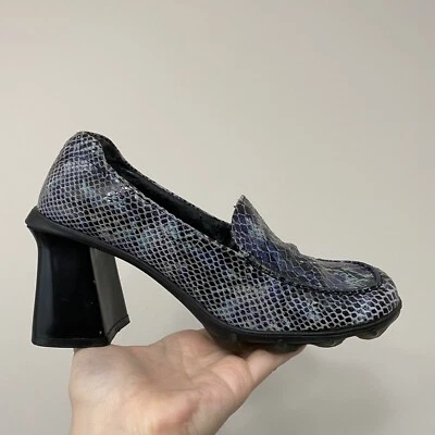 Tacones vintage años 90 y2k Me Too plataforma estampado serpiente talla 6 Foto 1 de 4