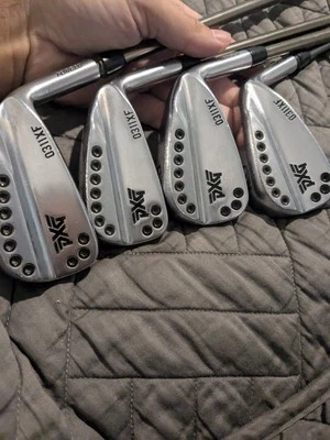 Juego de plancha derecha PXG 0311XF. Retroceso de grafito 6-9 460 f3 regular. Foto 1 de 4