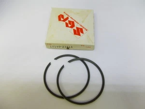 Suzuki A100 RV90 Piston Ring 1.00 NOS RV90M RV90A RV90B PISTON RING 12140-23711 - Bild 1 von 5