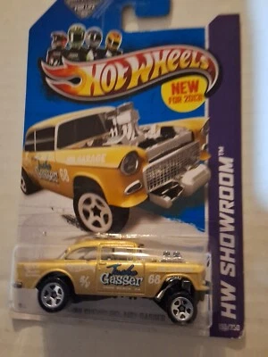 2013 Hot Wheels #190 HW Showroom-American '55 CHEVY BEL AIR GASSER Gold - Imagem 1 de 2