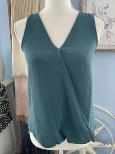 Olive & Oak Tank Top Sleeveless Blouse Shirt V Neck Green Blue Small S NWT - Picture 1 of 6