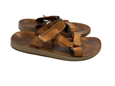 Teva 女式 8 码通用中型拖鞋凉鞋皮革绑带懒人平底鞋 — 第 1/4 张图片