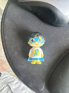 Ryan's World Microverse Micro Panda Figur - Bild 1 von 1