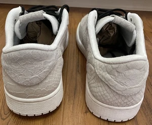 Nike Air Jordan 1 Low Sz 10 Men Lot  Jumpman Snake Grey - Picture 1 of 5
