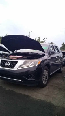 2015 Nissan Pathfinder Rack and Pinion Assembly OEM 113k Miles Black - Image 1 of 4