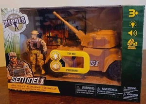 True Heroes Sentinel 1 veicolo da combattimento militare * carro armato ruota * con personaggio * giocattoli R Us * nuovo con scatola - Foto 1 di 11