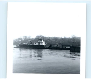 Vintage Photo 1956, Small Towboat On Ohio River Cincinnati, 3x3, Black White - Picture 1 of 2