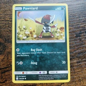 Pawniard 134/236 - NM SM Cosmic Eclipse - Pokemon 2019 Common TCG Card - Picture 1 of 2