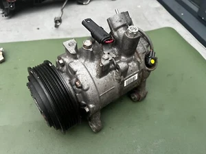 BMW AC AIR CONDITIONING COMPRESSOR N57 64526805022 02 - Picture 1 of 3