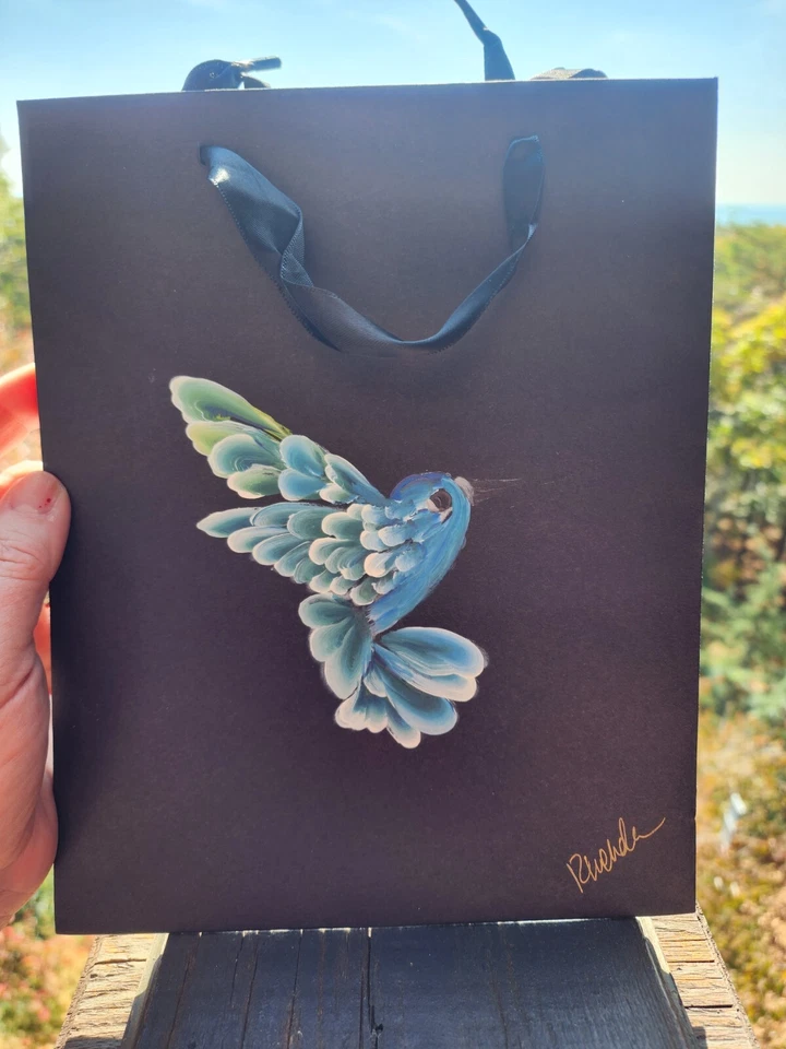Colibrí Pintado a Mano Premium Negro Bolsa de Regalo con Asas de Cinta de Seda  Foto 1 de 1