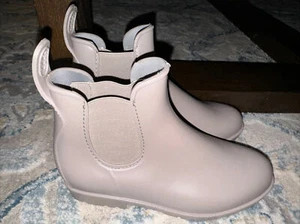 Gray Rubber Chelsea Boots Size 5 Youth Pull On - Picture 1 of 4