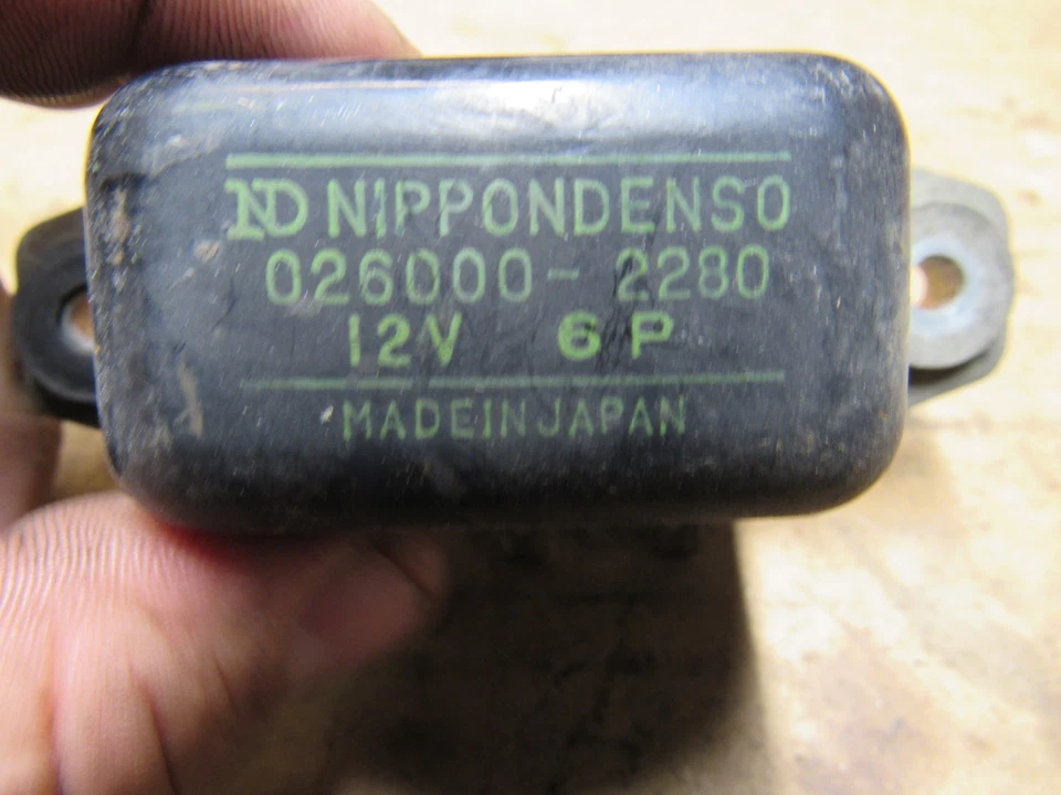 Kawasaki KZ400 KZ 400 1974 regulador de voltaje Foto 1 de 4